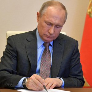 Путин рассказал, кого не мобилизуют и не призовут на срочную службу